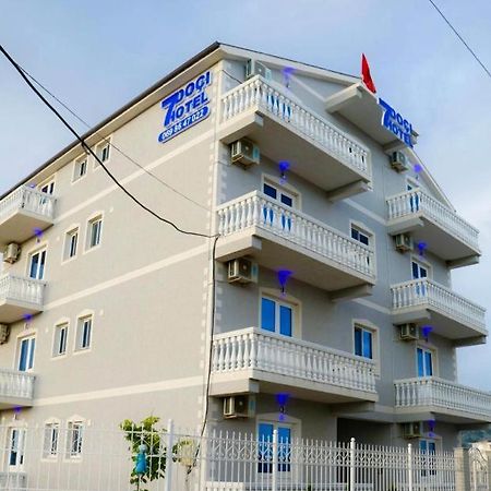 Doci Seven Hotel Velipojë Eksteriør billede